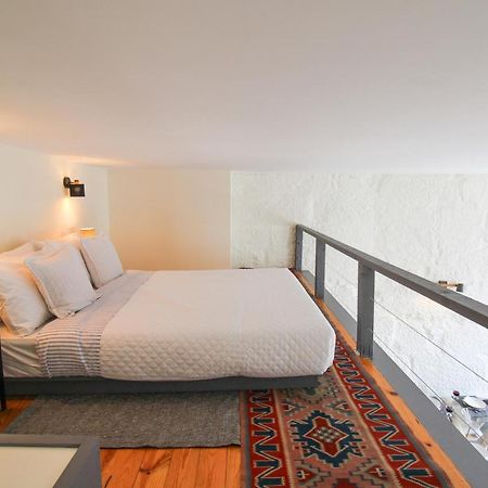 Appartamento Cativo Mezzanine Loft OOporto Esterno foto
